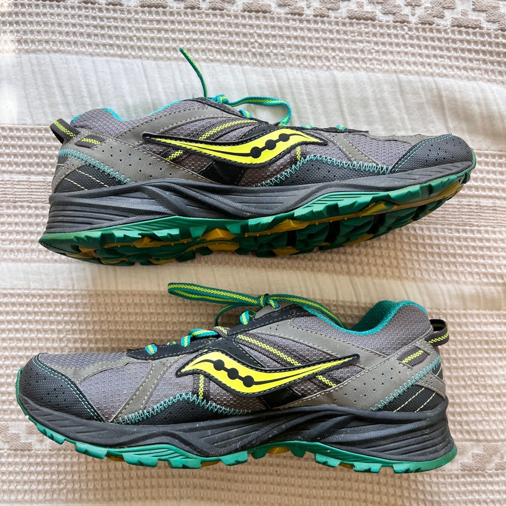 Saucony Excursion TR7- Gray and Teal